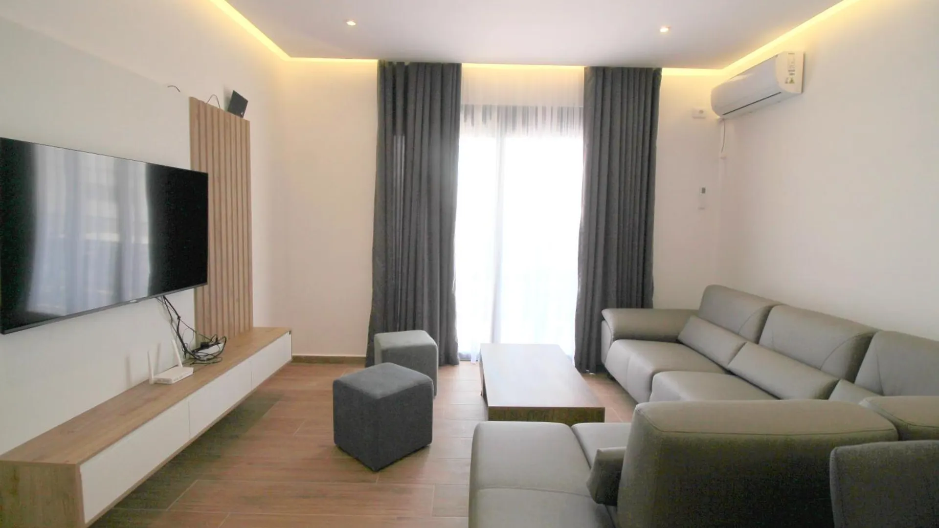 Jola Apartments Sarande