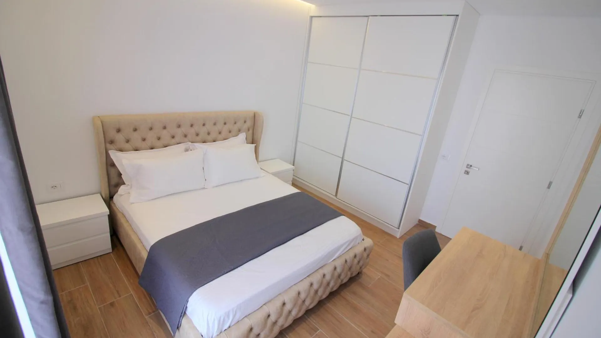 Jola Apartments Sarandë Albánie