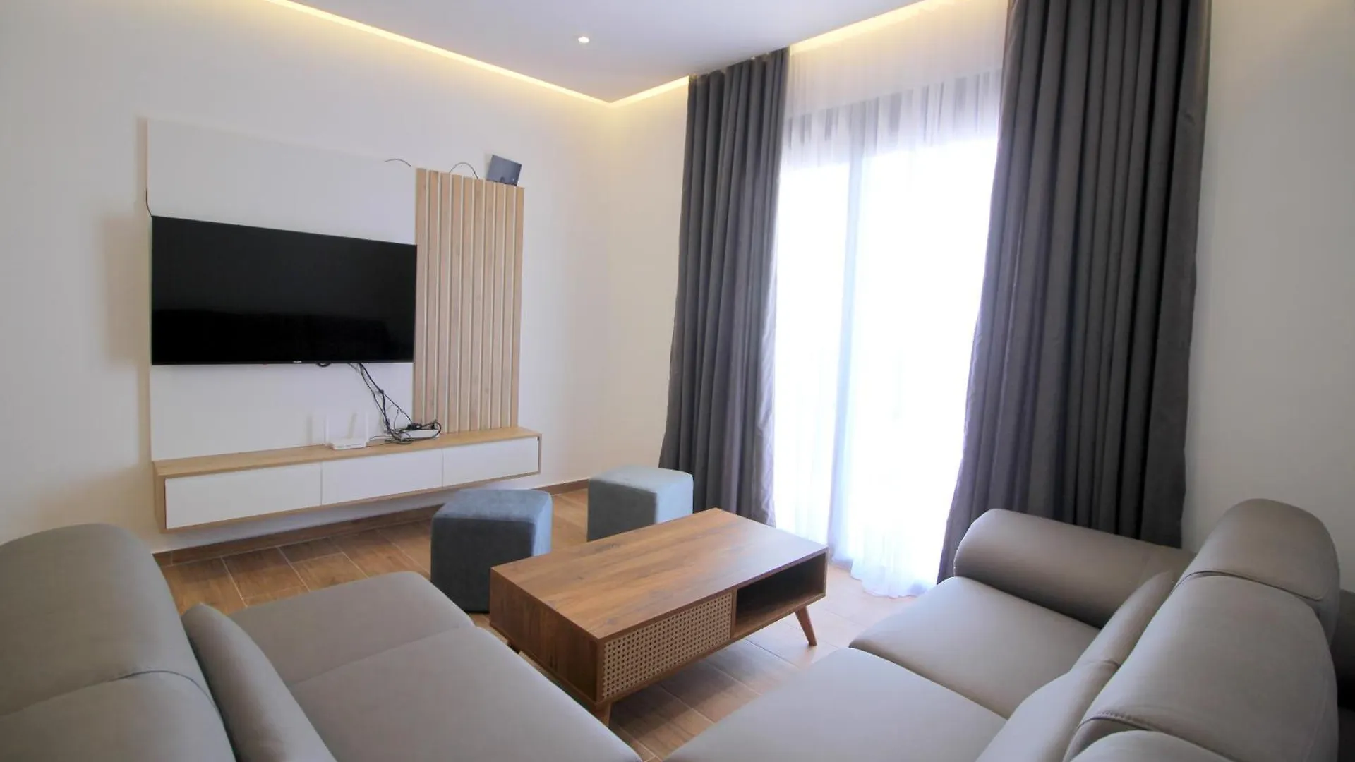 Jola Apartments Sarande Albania