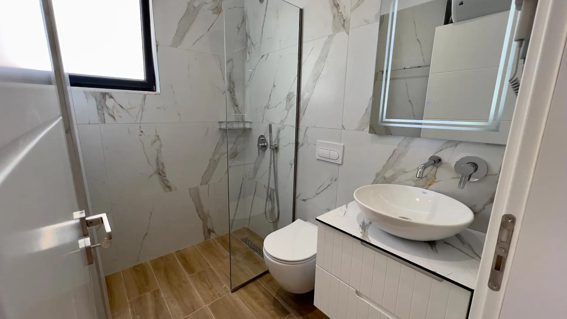 Jola Apartments Sarande Albania