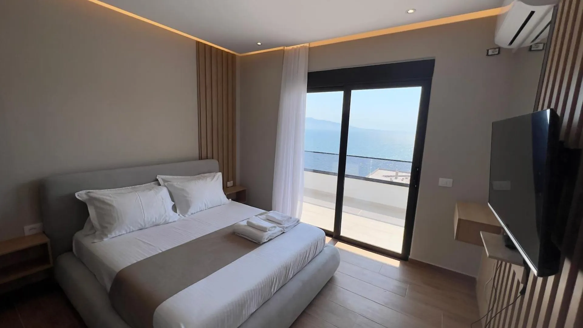 Jola Apartments Sarandë 0*,  Albania