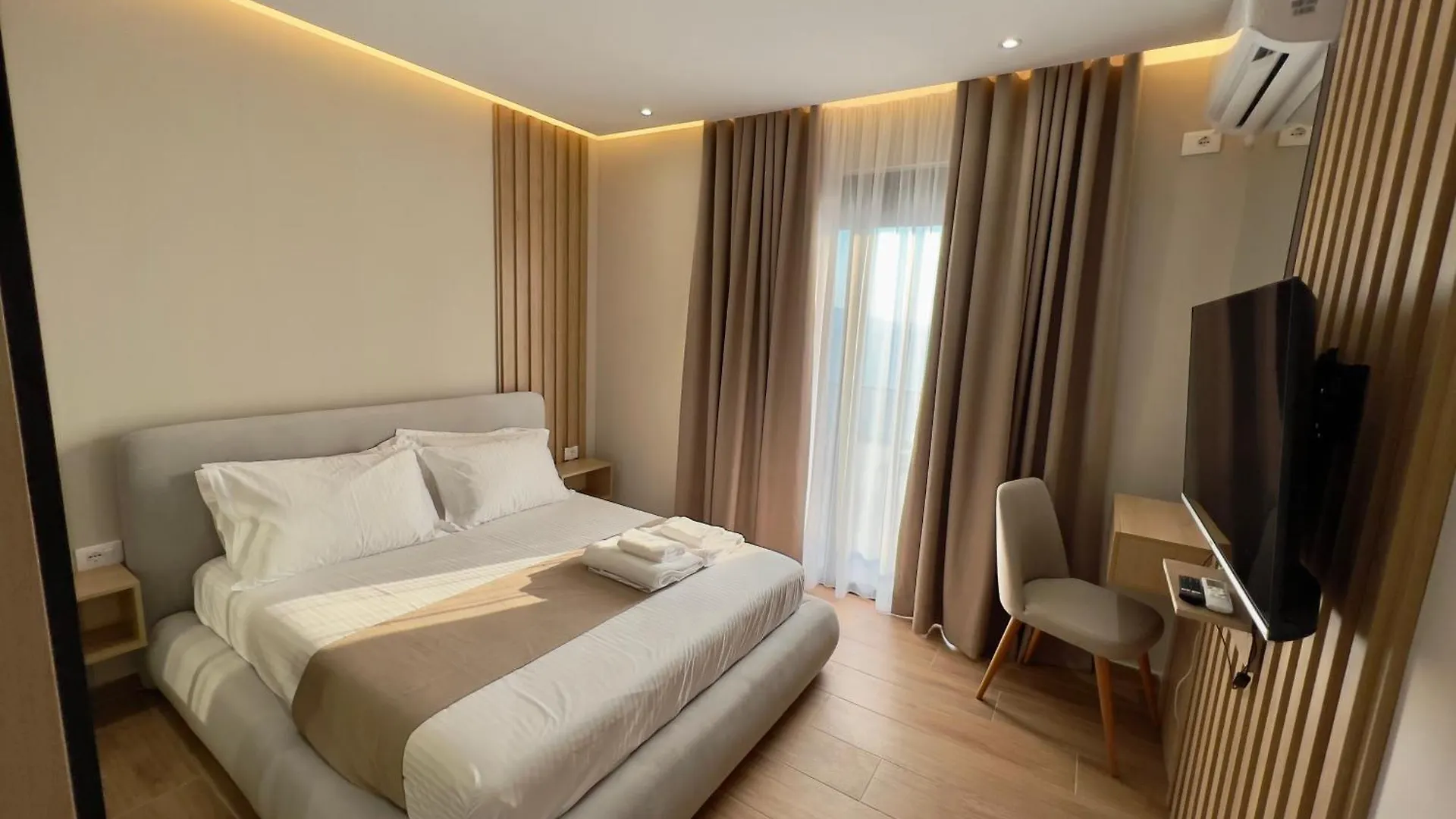Jola Apartments Sarandë 0*,  Albania